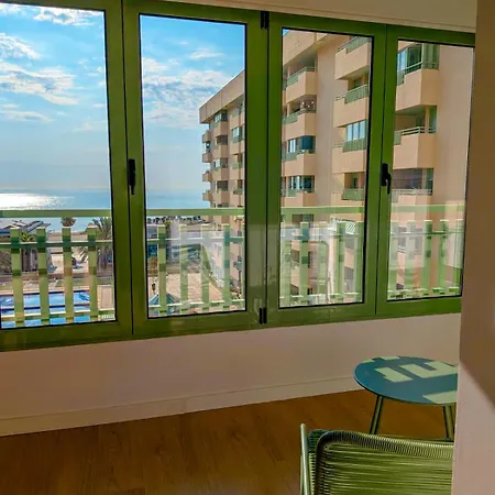 Premium Front Sea View & Pool Flat - Operated By Hostykey *